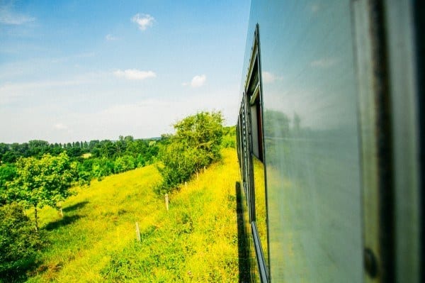 Train Pacy-sur-Eure