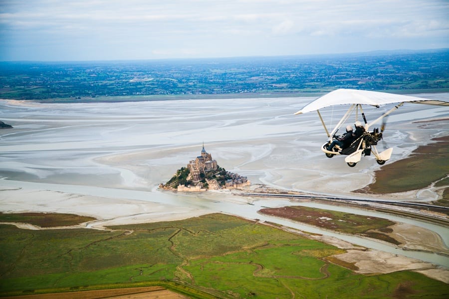 Vol en ULM au dessus du Mont Saint Michel