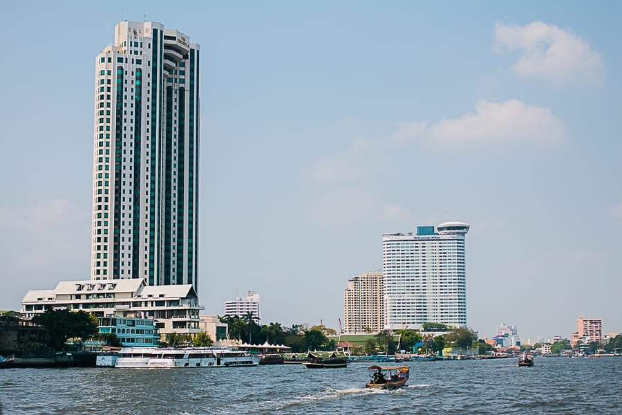 Un grand building à Bangkok 