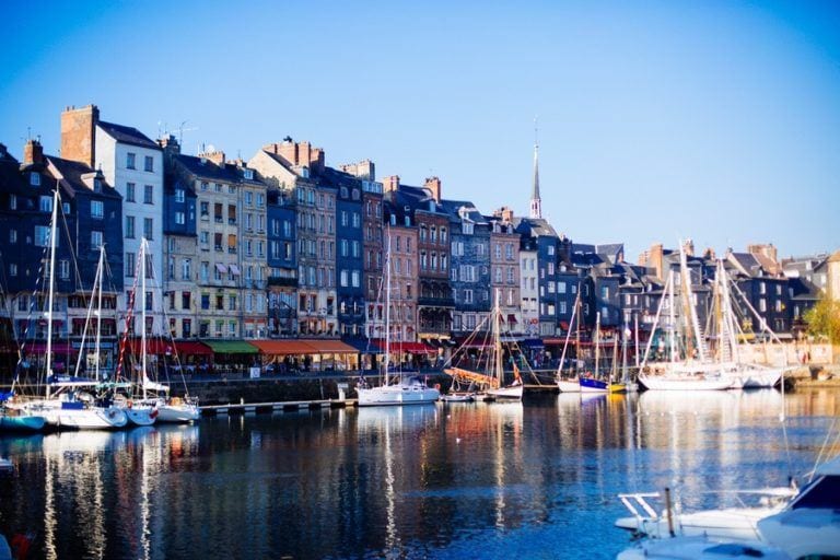 Visitez Honfleur, l’une des plus belles villes de la côte Normande !