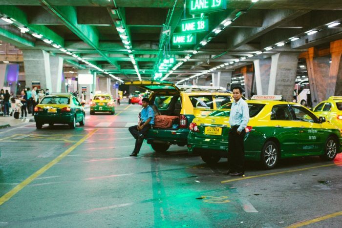 Les taxis à l'aéroport de Bangkok