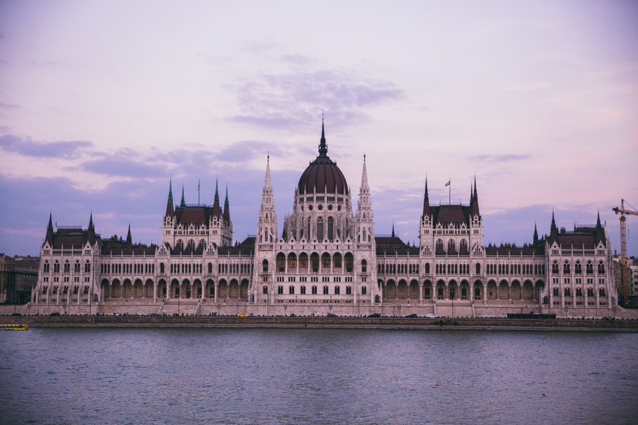 Parlement Hongrois de jour