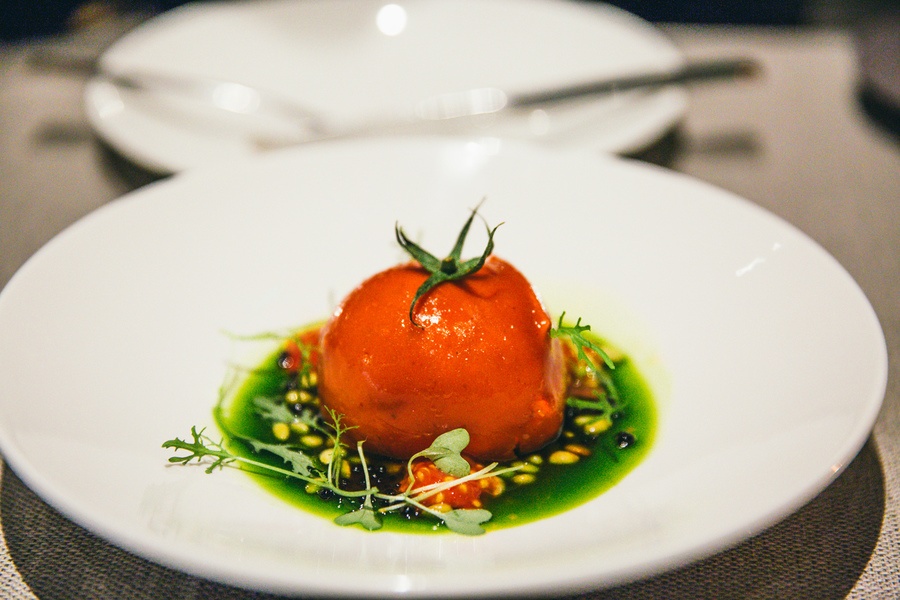 Restaurant Caviar And Bull tomate 