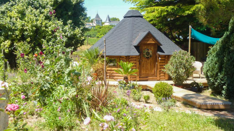 Dormez dans un chalet en bois cosy avec spa privatif