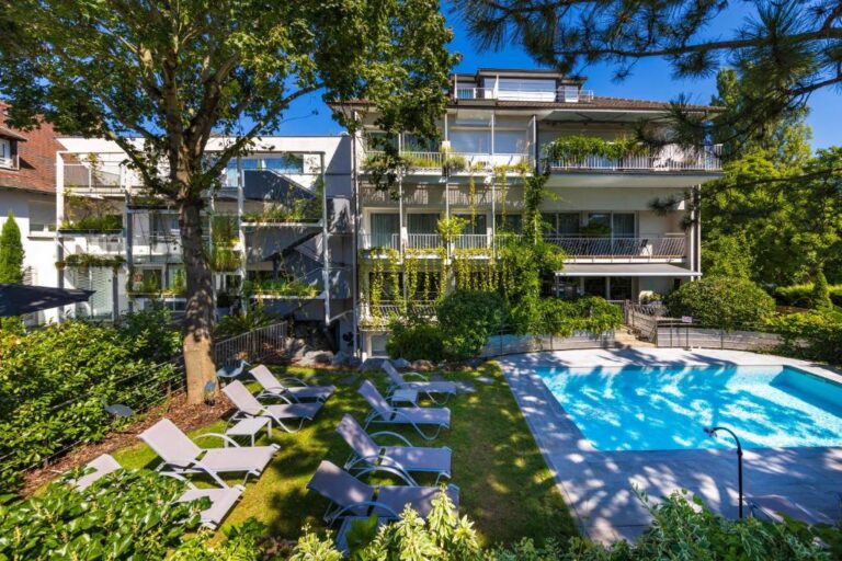 Les 15 meilleurs hôtels avec piscine en Alsace !