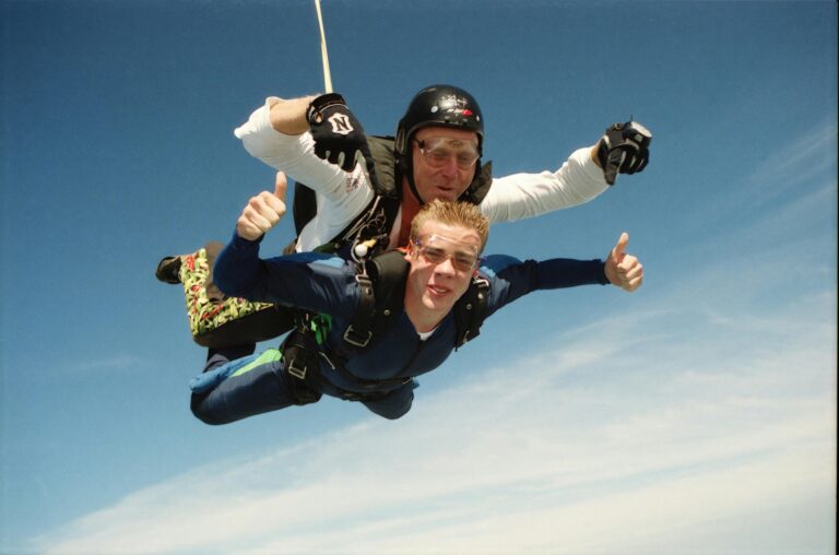Saut en parachute Pujaut : 3 offres immanquables !