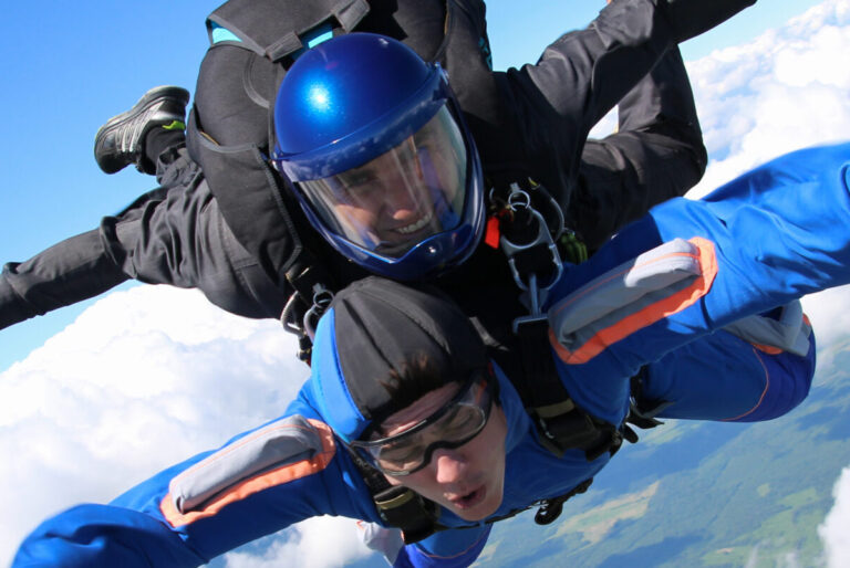 Saut parachute Var : 4 offres incroyables !